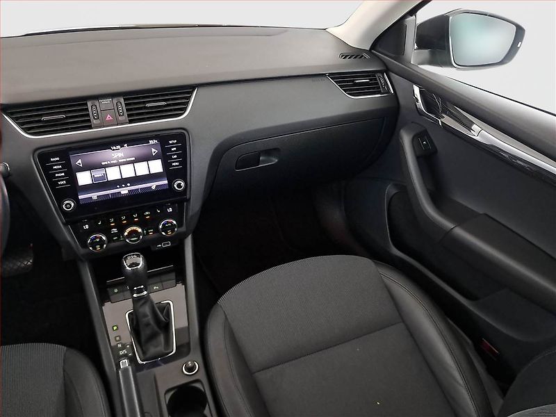 Škoda Octavia (2018) 1.6 TDI, Automat, Kůže - fotka 8 z 17