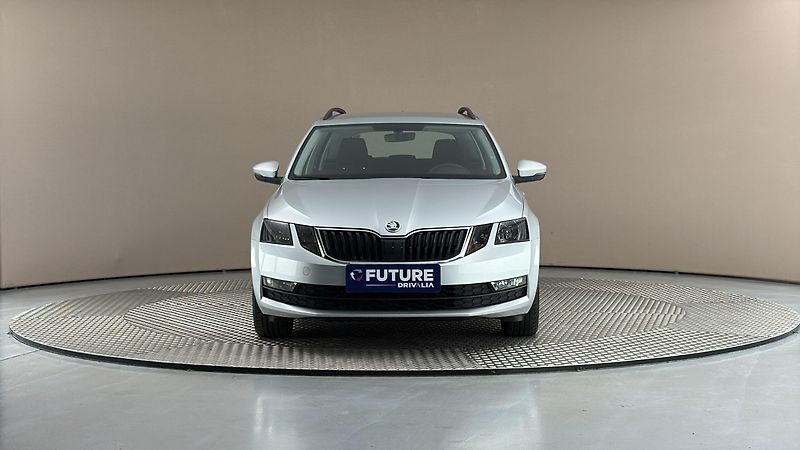 Škoda Octavia 1.5 TSI G-Tec DSG Ambition Com - fotka 3 z 23