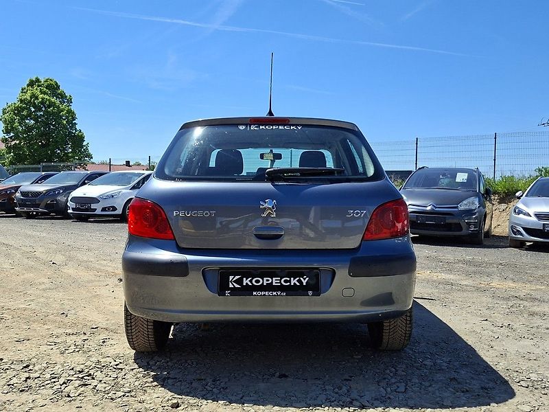 Peugeot 307 1,4i 16V 90k M5 - fotka 10 z 20