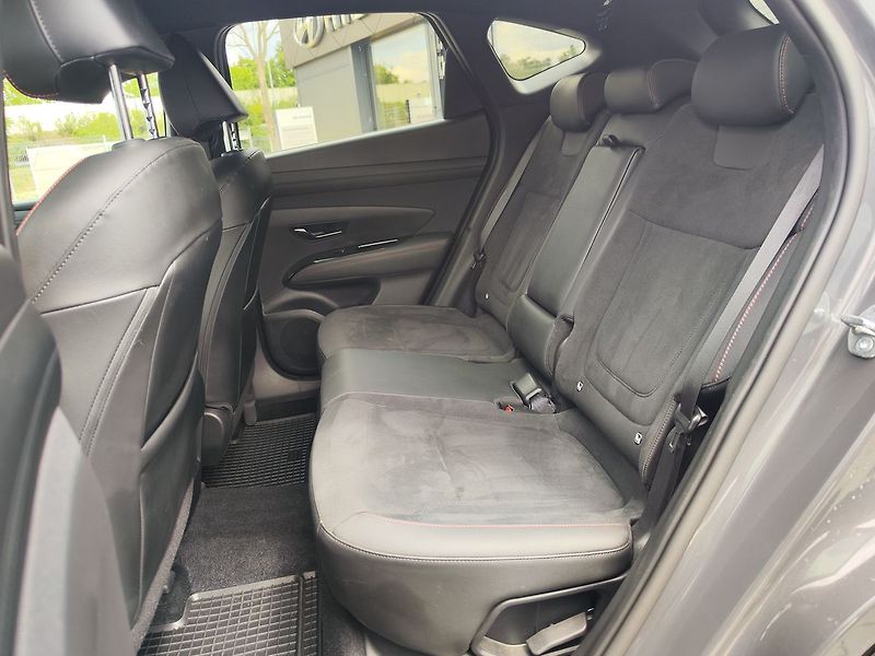 Hyundai Tucson 1.6 T-GDI/118kW N-Line DCT - fotka 13 z 35