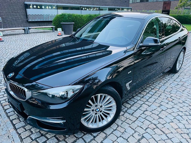 BMW Řada 3 318D GT MANUÁL KAMERA VÝHŘEV  - fotka 2 z 46