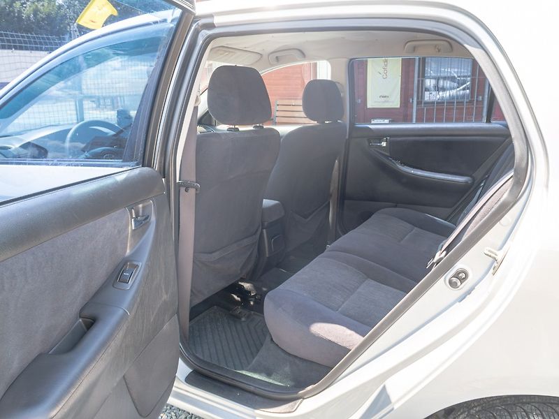 Toyota Corolla (2003) 2.0D 81KW – PO SERVISU - fotka 27 z 37