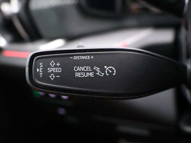 Škoda Kodiaq 2,0 TDI DSG 4x4 Sportline CZ - fotka 22 z 34