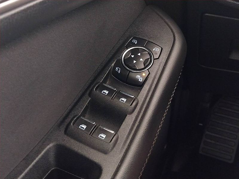 Ford S-MAX (2016) 2.0 TDCi, Serv.kniha - fotka 22 z 22
