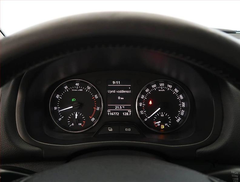 Škoda Fabia (2010) Ambition 1.2 TSI - fotka 11 z 16