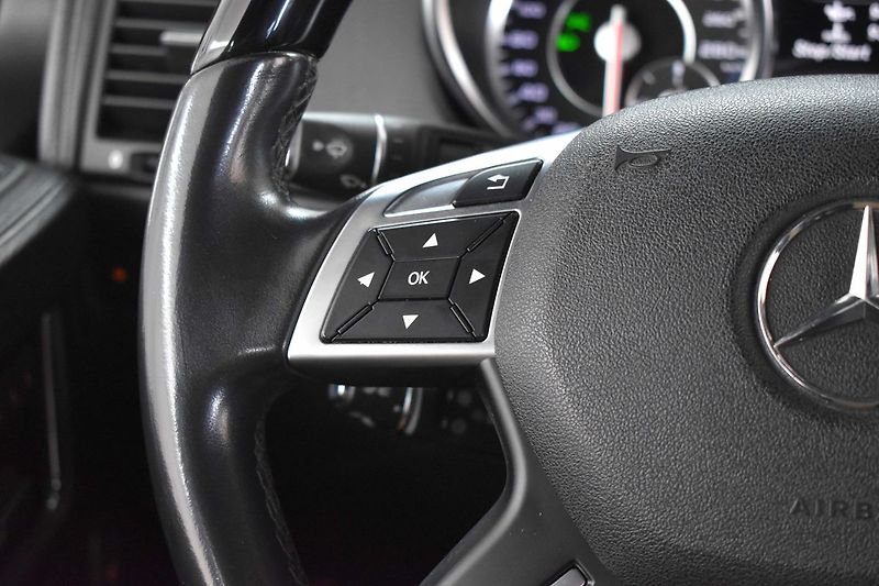 Mercedes-Benz Třídy G 63 AMG DESIGNO*TAŽNÉ*DPH* - fotka 20 z 43