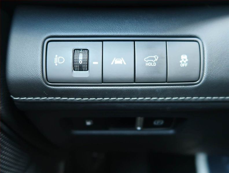 Hyundai Santa Fe (2023) Plug-in Hybrid - fotka 20 z 24