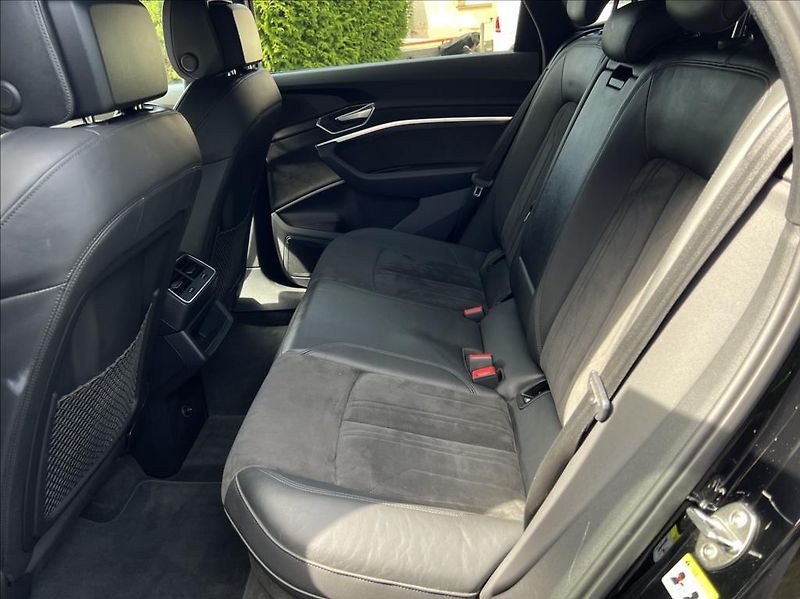 Audi e-tron 50 Quattro Proline Limited - fotka 13 z 38
