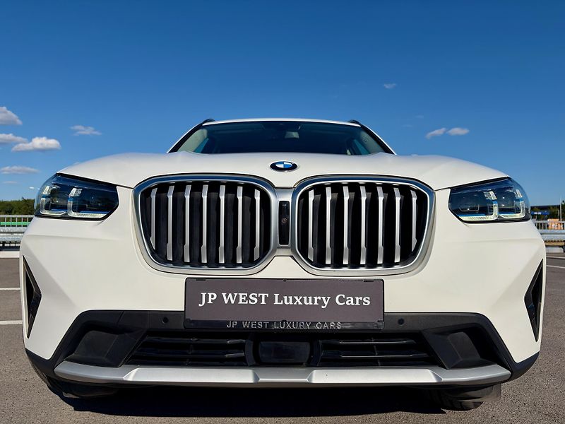 BMW X3 (2023) 20d LASER,PANO,HUD,servis 6/26 - fotka 6 z 51