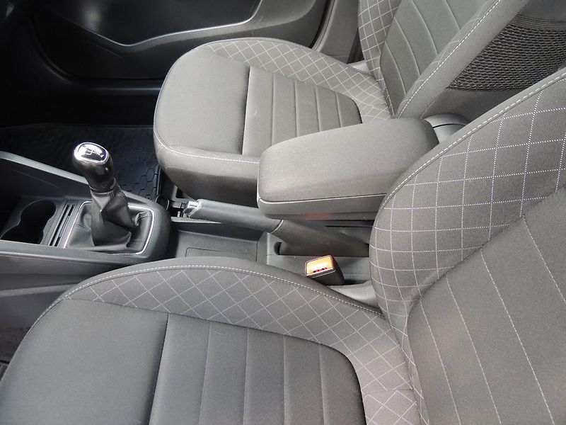 Škoda Fabia (2018) 1.0TSi Combi,70kw,Style,ČR1maj - fotka 34 z 52
