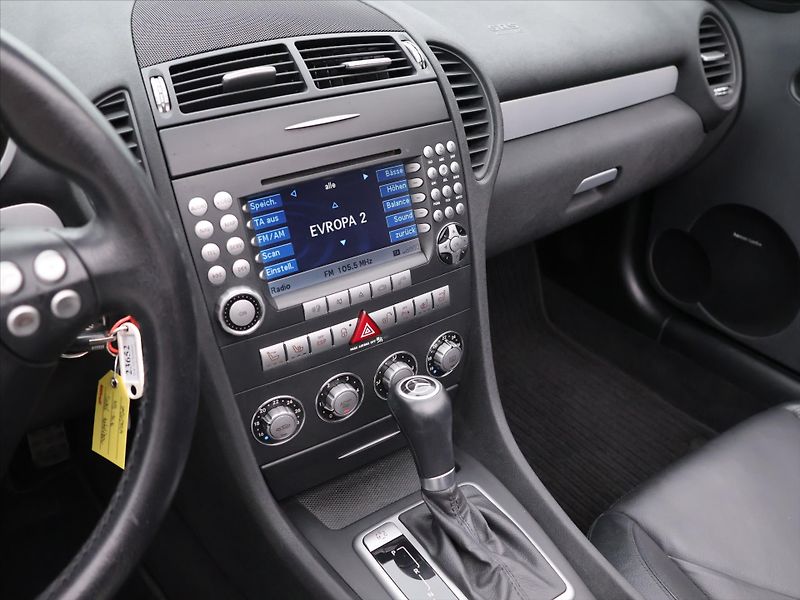 Mercedes-Benz SLK 3.5 350 V6 200kW Serv.kniha - fotka 26 z 38