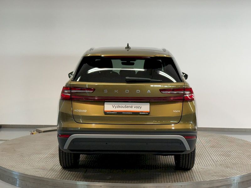 Škoda Kodiaq (2024) EXCLUSIVE 2.0TDI 142KW DSG 7 M - fotka 8 z 44