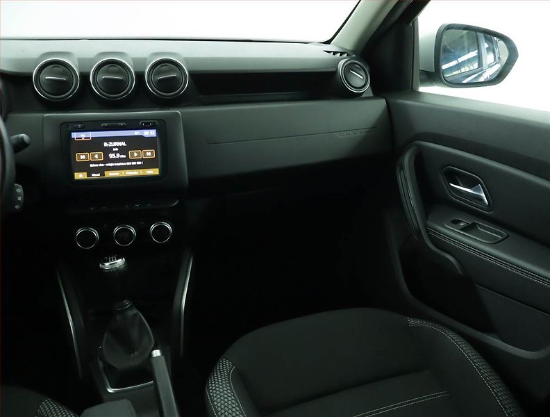Dacia Duster (2019) 1.3 TCe, Navi, Tempomat - fotka 8 z 14