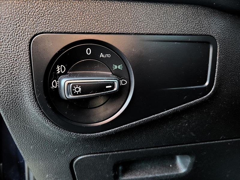 Volkswagen Tiguan 1,5 JIŽ NENÍ AKTUÁLNÍ - fotka 37 z 48