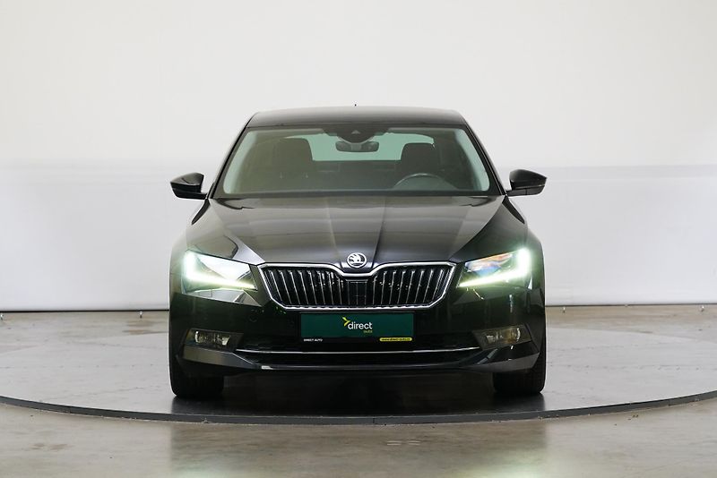 Škoda Superb - fotka 4 z 26