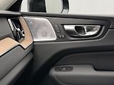 Volvo XC60 (2026) T6 AWD AUT DARK ULTRA - náhled 19
