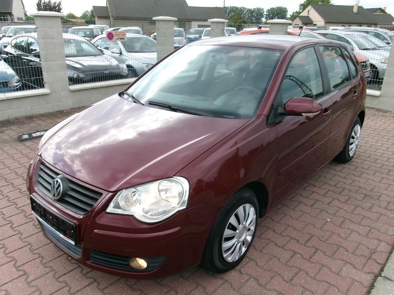 Volkswagen Polo (2006) 1,4 16V COMFORT AC ISOFIX - fotka 1 z 26