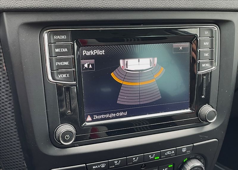 Škoda Yeti 1,4 TSi,110kW,Monte Carlo,4x4, - fotka 16 z 23