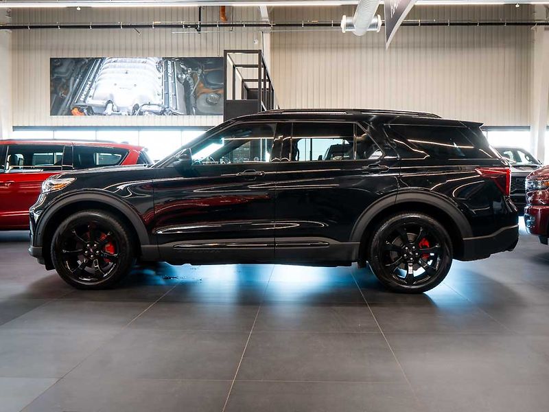 Ford Explorer (2020) 3.0 ST Panorama Masáž sed. 4WD - fotka 2 z 37