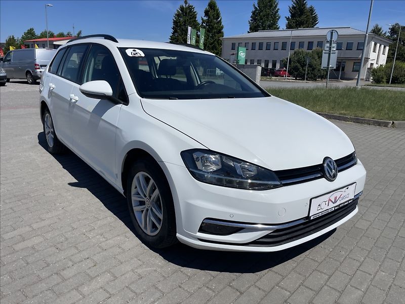 Volkswagen Golf 2,0 TDi 110kw DSG LED Radar po - fotka 37 z 39