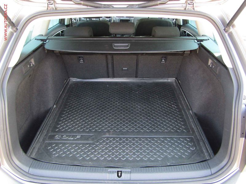 Volkswagen Golf (2014) 1.2 TSi, Comfortline, +kola - fotka 7 z 20