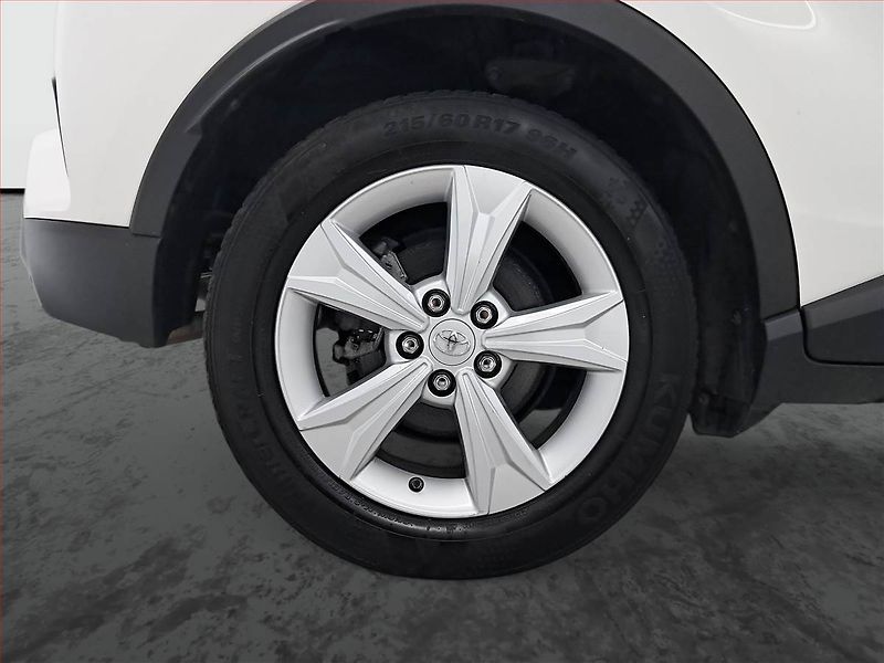 Toyota C-HR (2021) Comfort 1.2 Turbo, Serv.kniha - fotka 15 z 19