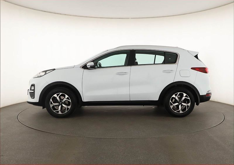 Kia Sportage (2019) 1.6 GDI, Navi, Tempomat - fotka 3 z 17