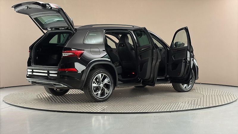 Škoda Kodiaq 2.0 TDI DSG 4x4 Sportline - fotka 6 z 29