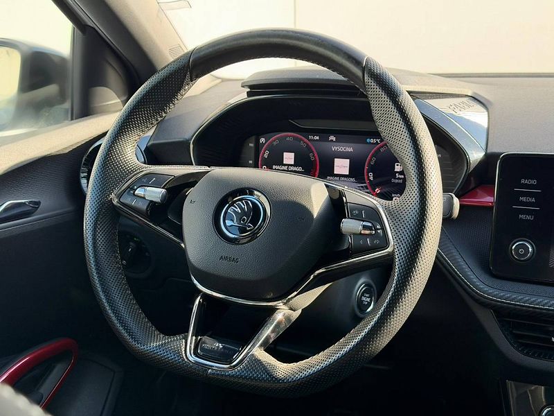 Škoda Fabia Monte Carlo 1,0 TSI 70 kW 5° M - fotka 9 z 30