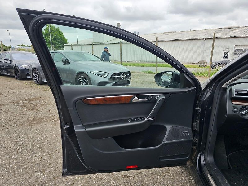 Volkswagen Passat 2.0 TSI, PRODÁNO - fotka 15 z 30