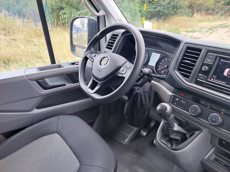 Volkswagen Crafter (2023) 2.0 TDI, L3H3, ČR, 1Maj - fotka 7 z 21