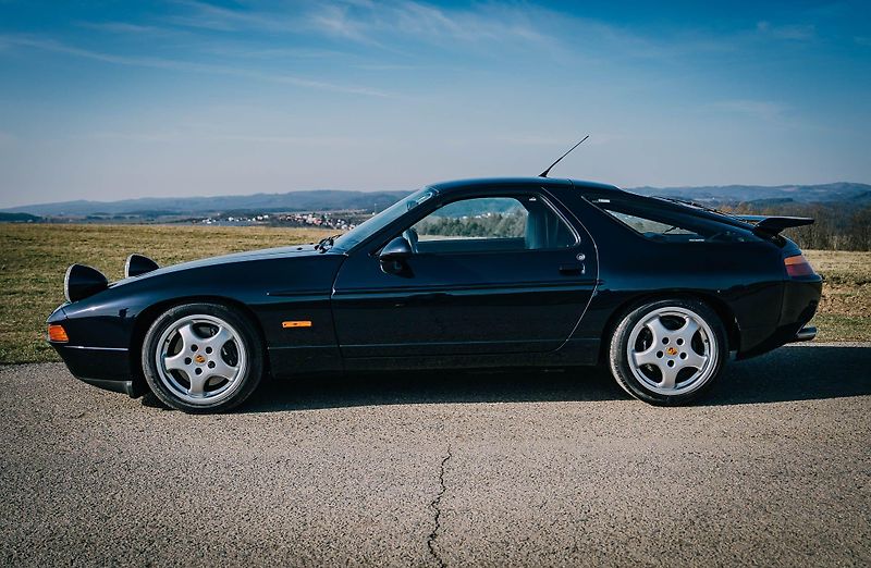 Porsche 928 (1992) GTS - fotka 50 z 65