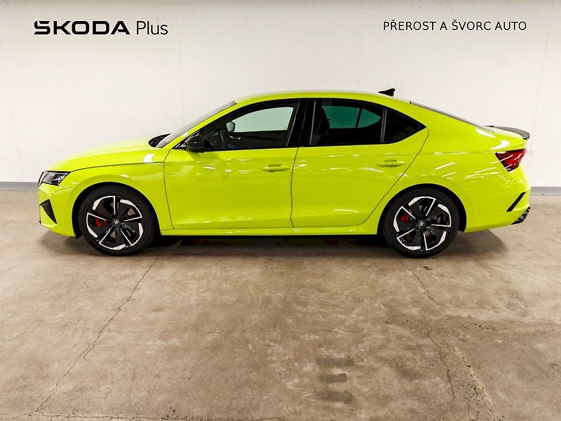 Škoda Octavia (2025) 2.0 TSI 195 kW DSG RS - fotka 3 z 31