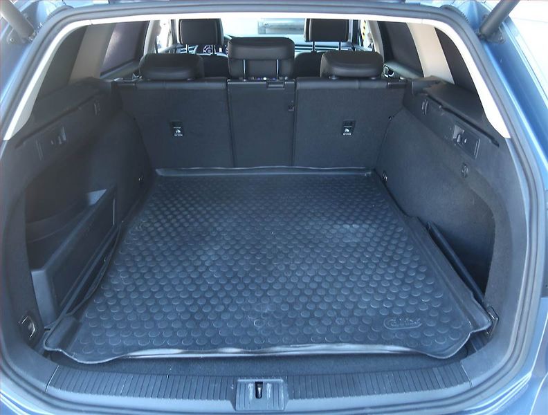 Volkswagen Passat (2016) Alltrack 2.0 BiTDI, 4X4 - fotka 14 z 21