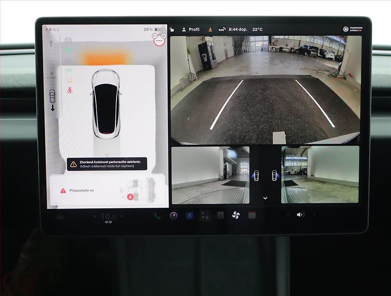 Tesla Model 3 (2023) Standard Range LFP, SoH 96% - fotka 16 z 22