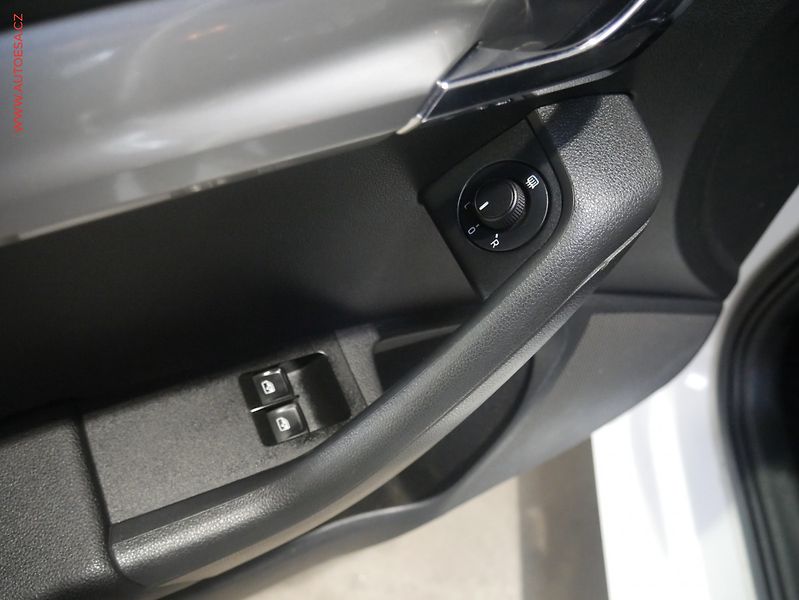 Škoda Octavia (2017) 1.6 TDi, ČR, Active - fotka 11 z 13