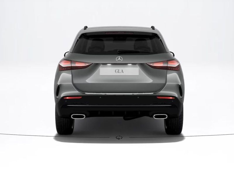 Mercedes-Benz GLA (2026) 180 d Edition 140 Years - fotka 5 z 9