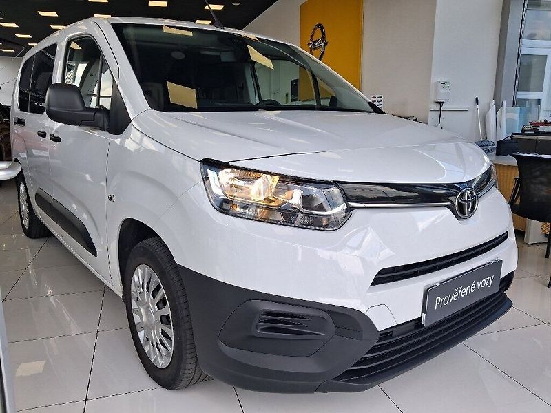 Toyota ProAce City Verso 1.5D 75kW 2023 - fotka 3 z 15