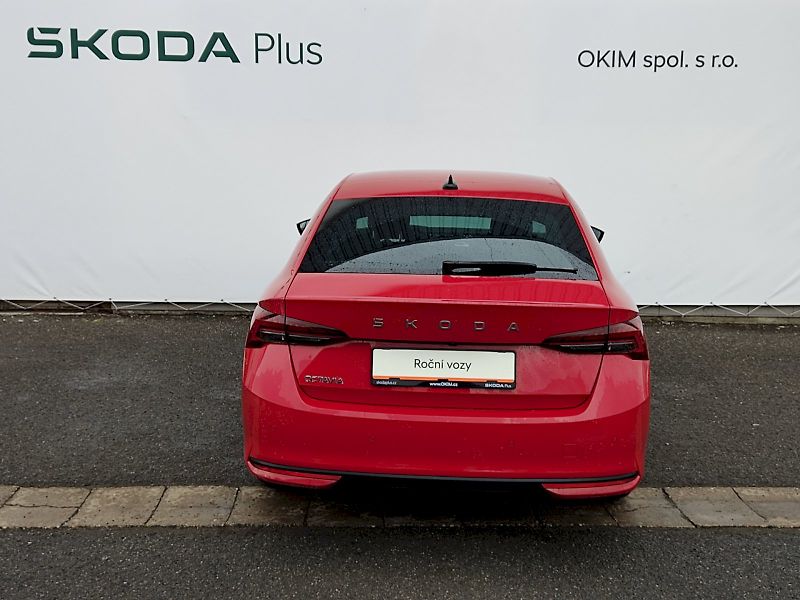 Škoda Octavia (2024) Top Selection 1,5 Tsi 110 Kw D - fotka 33 z 36