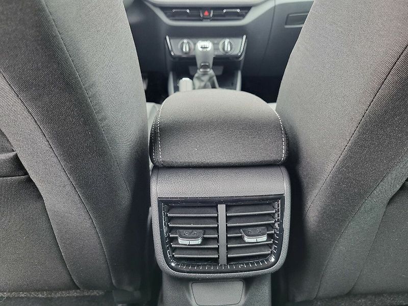 Škoda Fabia Classic 1,0TSI 85kW - fotka 26 z 27