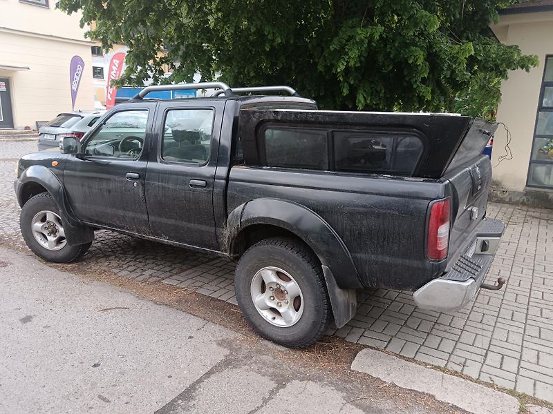 Nissan Navara (2003) 2,5 tdi 4x4 Doublecab - fotka 3 z 16
