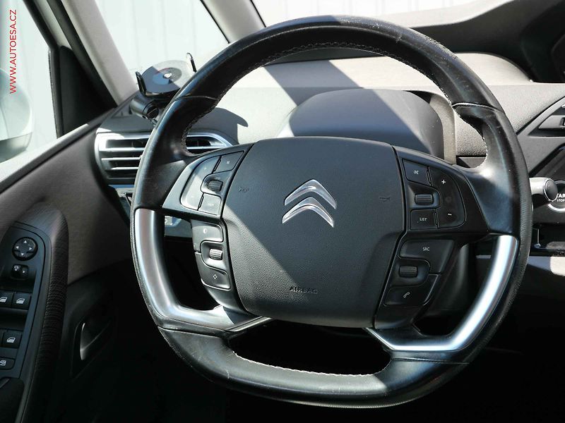 Citroën C4 Picasso (2016) 1.6 BlueHDI, 2.maj,ČR, AC - fotka 11 z 26