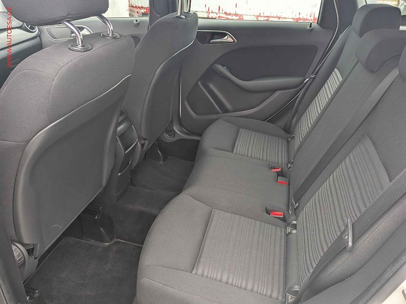 Mercedes-Benz Třídy B (2014) 1.5 CDi B 180, ČR, AC - fotka 10 z 15