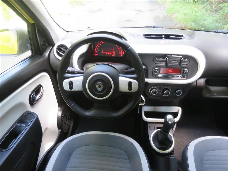 Renault Twingo 1,0 - fotka 9 z 20