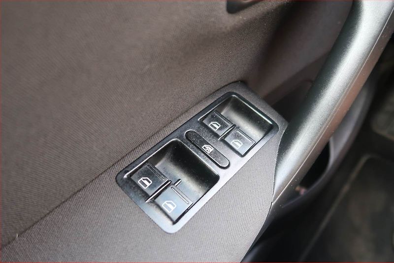 Suzuki SX4 (2007) 1.6 VVT, po STK, Tažné - fotka 17 z 17