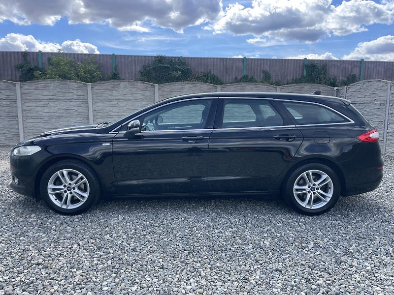 Ford Mondeo 2.0TDCi 150PS MANUAL COMBI STK - fotka 5 z 154