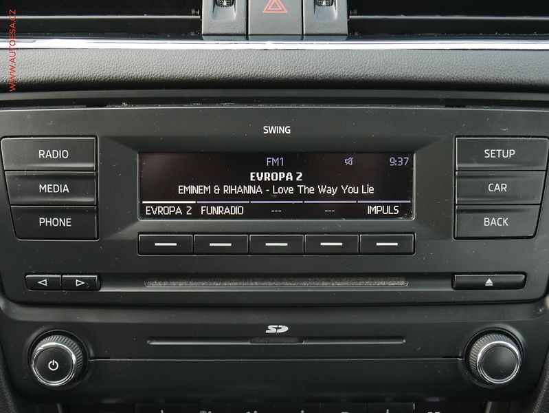 Škoda Octavia (2013) 2.0 TDi, ČR, Elegance, DSG - fotka 17 z 20