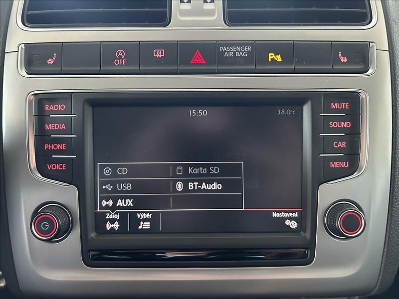 Volkswagen Polo 1,2   TSI,CROSS,SERVISKA,1.MAJ - fotka 17 z 26
