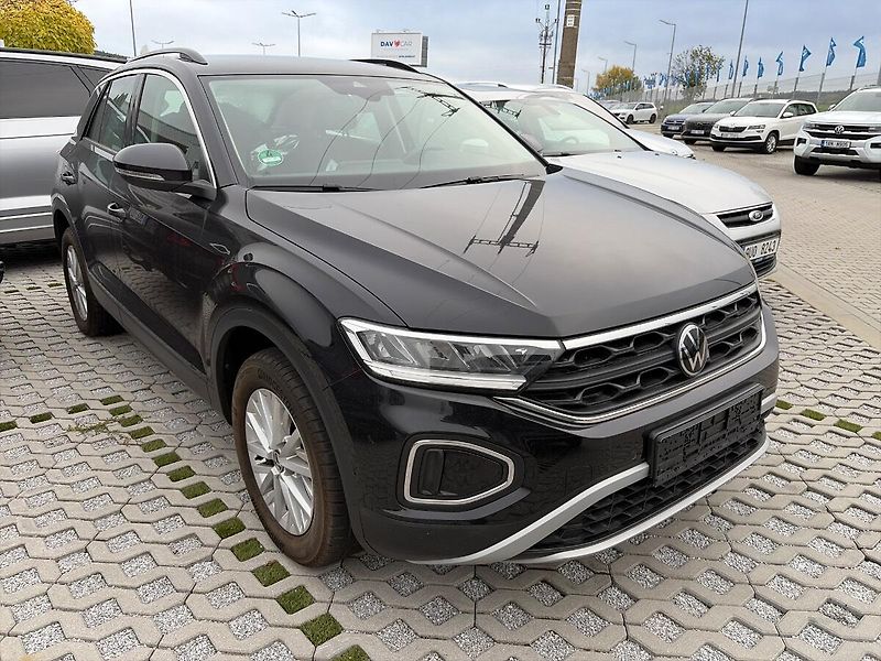Volkswagen T-Roc 1,0 TSI Virtual Autoklima DPH - fotka 4 z 10