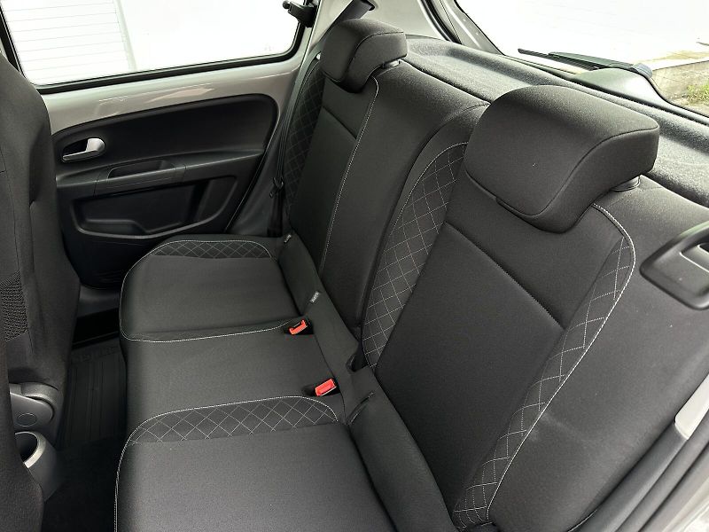 Škoda Citigo 1.0MPi Automat 55kW KLIMA AC L - fotka 30 z 35